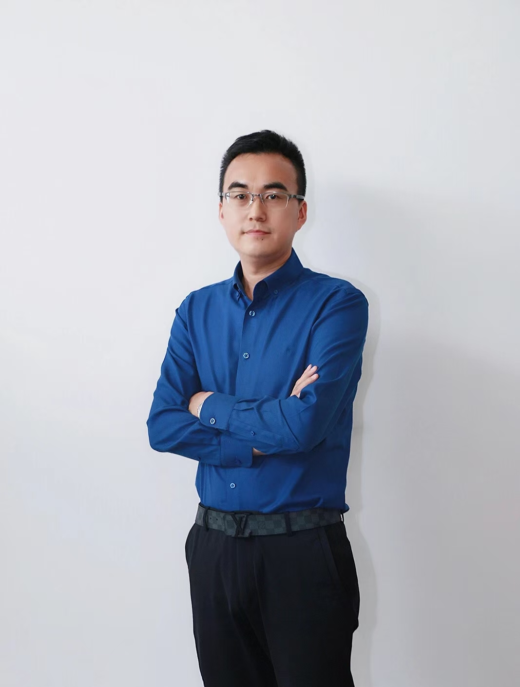 李洪军.jpg