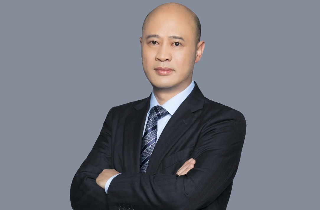 永升服务执行董事兼总裁周洪斌.jpg