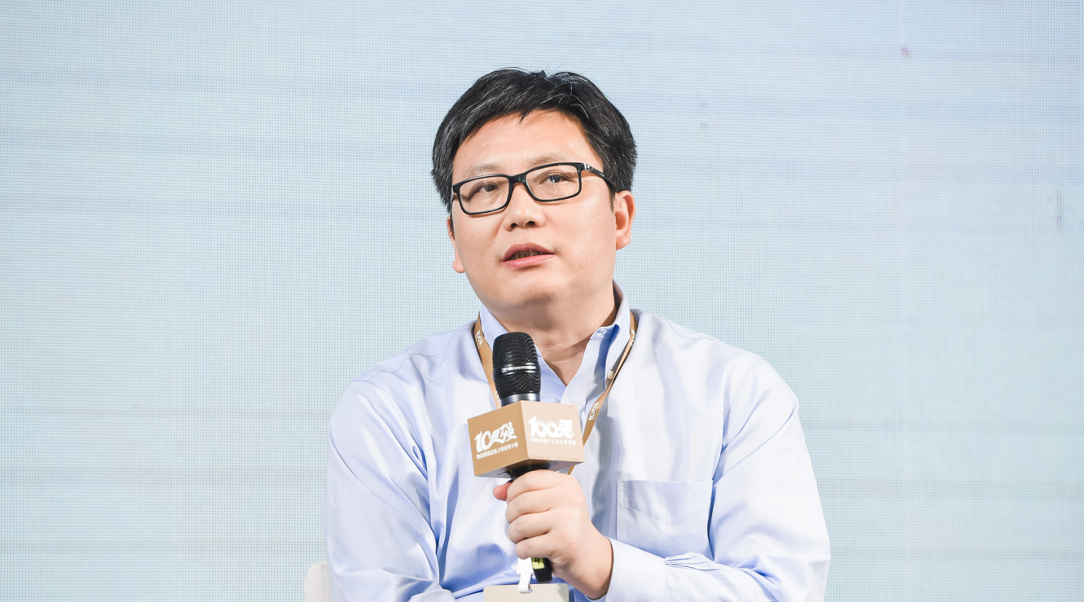 绿城服务董事会主席杨掌法.png